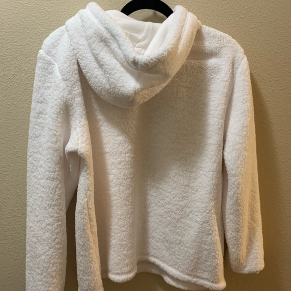 Fila hoodie never worn - Picture 2 of 2